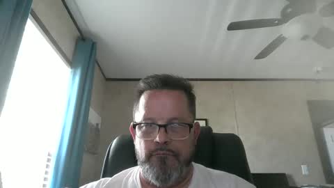tdhawk87 online show from May 12, 9:57 pm