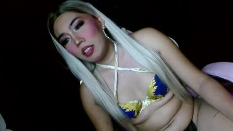 temptressxx_69 online show from July 17, 12:29 pm
