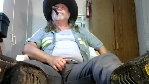Tennredneck online show from August 5, 12:29 am