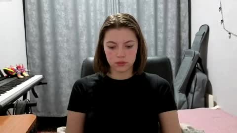 Anny Simpson online show from May 14, 8:29 pm