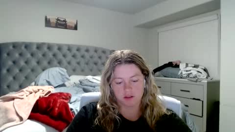 thatprettyblondegirl online show from December 10, 1:22 am