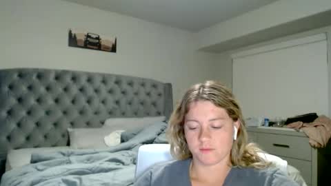 thatprettyblondegirl online show from February 28, 2:31 am