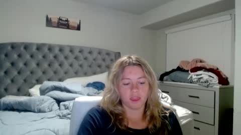 thatprettyblondegirl online show from December 13, 2:54 am