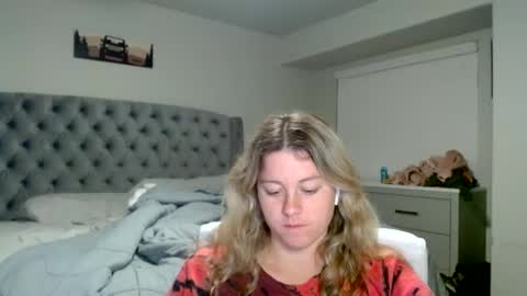 thatprettyblondegirl online show from January 29, 2:40 am