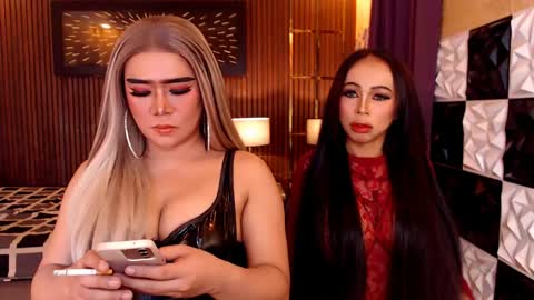 Paula online show from May 11, 7:44 pm
