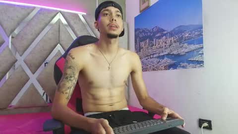 Thiago online show from May 31, 2:10 am