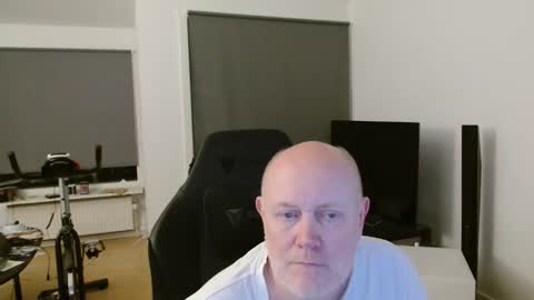 thomas315627 online show from June 9, 10:20 pm