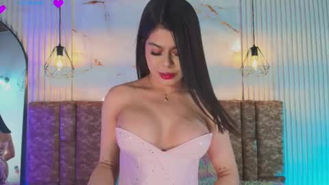 tiffany_johnson111 online show from June 20, 7:53 pm