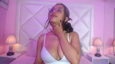 Tinaa online show from May 13, 8:51 pm