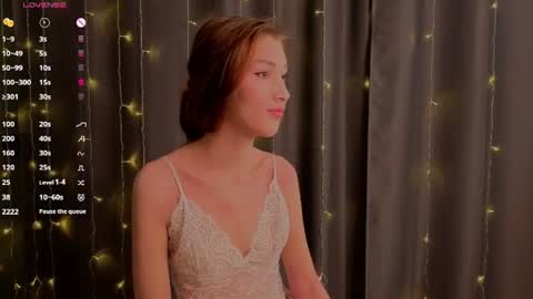 Lily online show from August 3, 10:49 pm