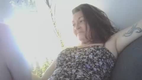 tinyassbossymilf online show from May 22, 9:43 pm