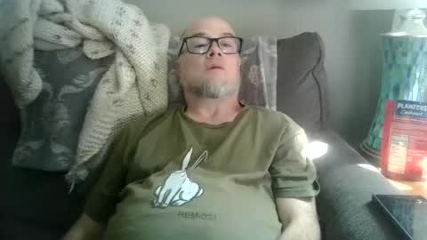 tom online show from July 13, 3:04 pm
