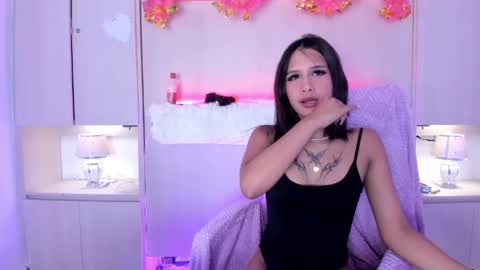 KAELANI online show from May 16, 4:31 am