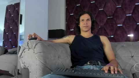 Tony Benedetti online show from May 20, 8:15 pm