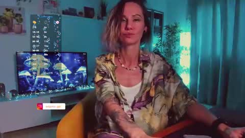 Hey my name is Kiri Kiri online show from June 15, 7:50 pm