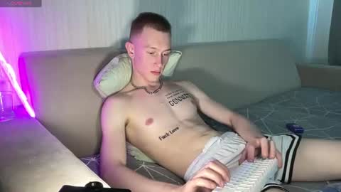 Travis online show from June 30, 10:25 am