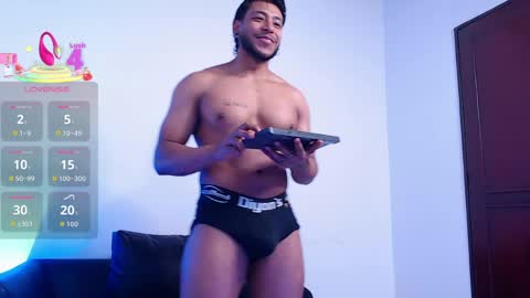    online show from June 3, 8:03 pm