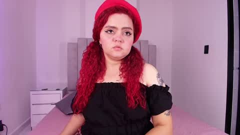 Twiggy online show from June 3, 3:42 am