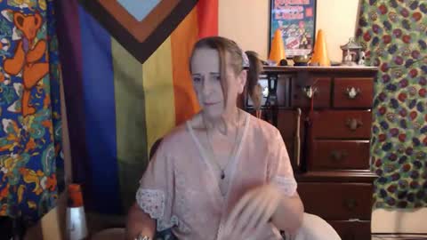 twocumkerry online show from May 14, 7:50 am