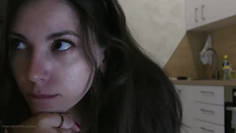 uninvited_raccoon online show from May 30, 9:46 pm