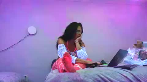 upallnight3654 online show from May 19, 3:13 am