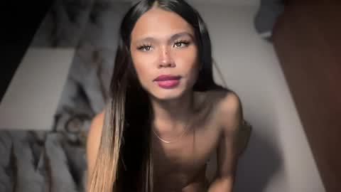 ur_new_obsession online show from May 13, 11:47 pm
