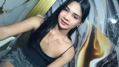 urasian_latinaxxx online show from July 14, 2:05 am