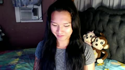 NEWRA  ALLISON online show from June 21, 2:29 am