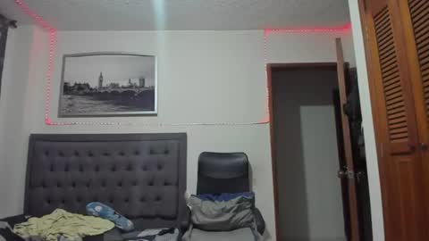 Andres  Jordi online show from July 20, 8:06 am