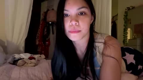 urlittlefilipina online show from June 4, 11:44 pm
