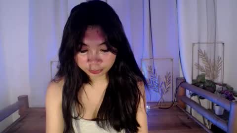 urpinay_sandra69 online show from April 23, 12:29 pm