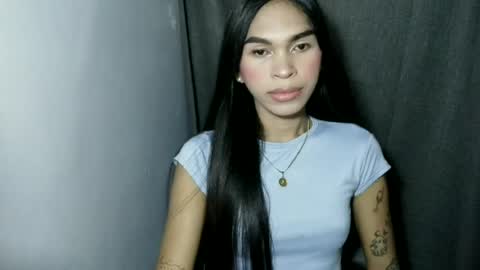 ursweet_zeviixx online show from June 25, 8:08 am