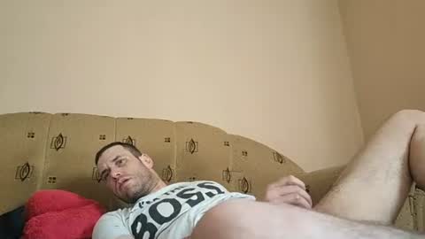 vadviktor869 online show from June 13, 4:56 am