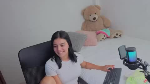 valerihouse_ online show from May 30, 2:10 am