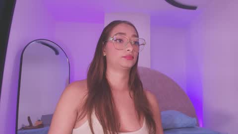 Valeryn online show from April 24, 3:19 am