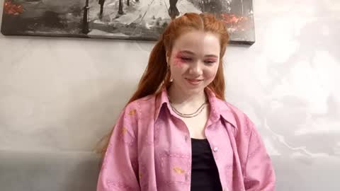 Vania online show from May 31, 3:44 pm