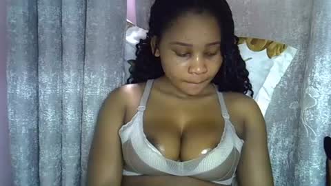 vanillavenus online show from July 28, 11:17 am