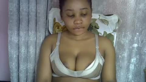 vanillavenus online show from August 1, 11:34 am