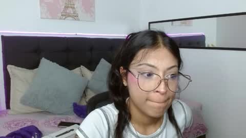 vane online show from May 21, 8:48 pm