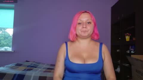 Velvet Rosse online show from July 6, 3:03 pm