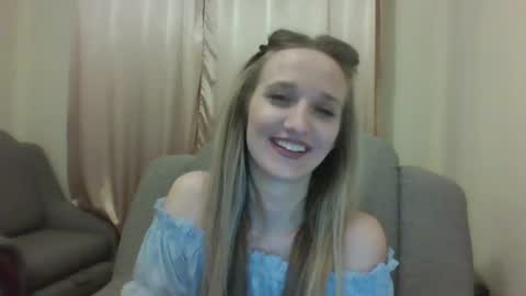 velvetintuition online show from May 24, 9:21 pm