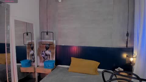 velvettease_ online show from July 2, 12:54 pm
