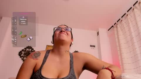 Veronica Gills online show from June 7, 7:30 pm