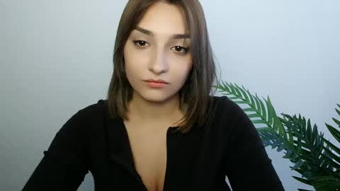 Ana online show from May 29, 3:21 pm