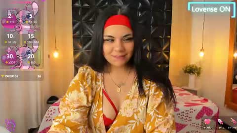 Vanesaa online show from August 1, 12:12 am