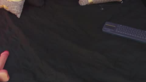 vicky_sky_ online show from May 9, 1:06 pm