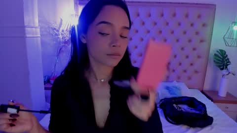 victoria_kitt online show from November 6, 7:39 pm