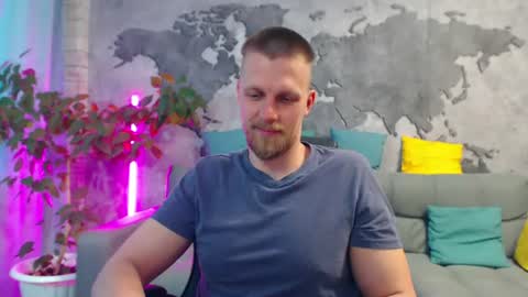 vikingchrisss online show from June 20, 10:43 am