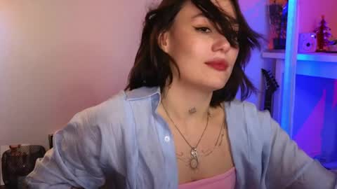 viktoriamoore online show from May 18, 6:47 pm