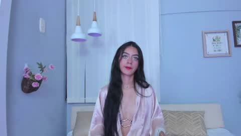 violet_moonligth online show from June 8, 2:07 pm